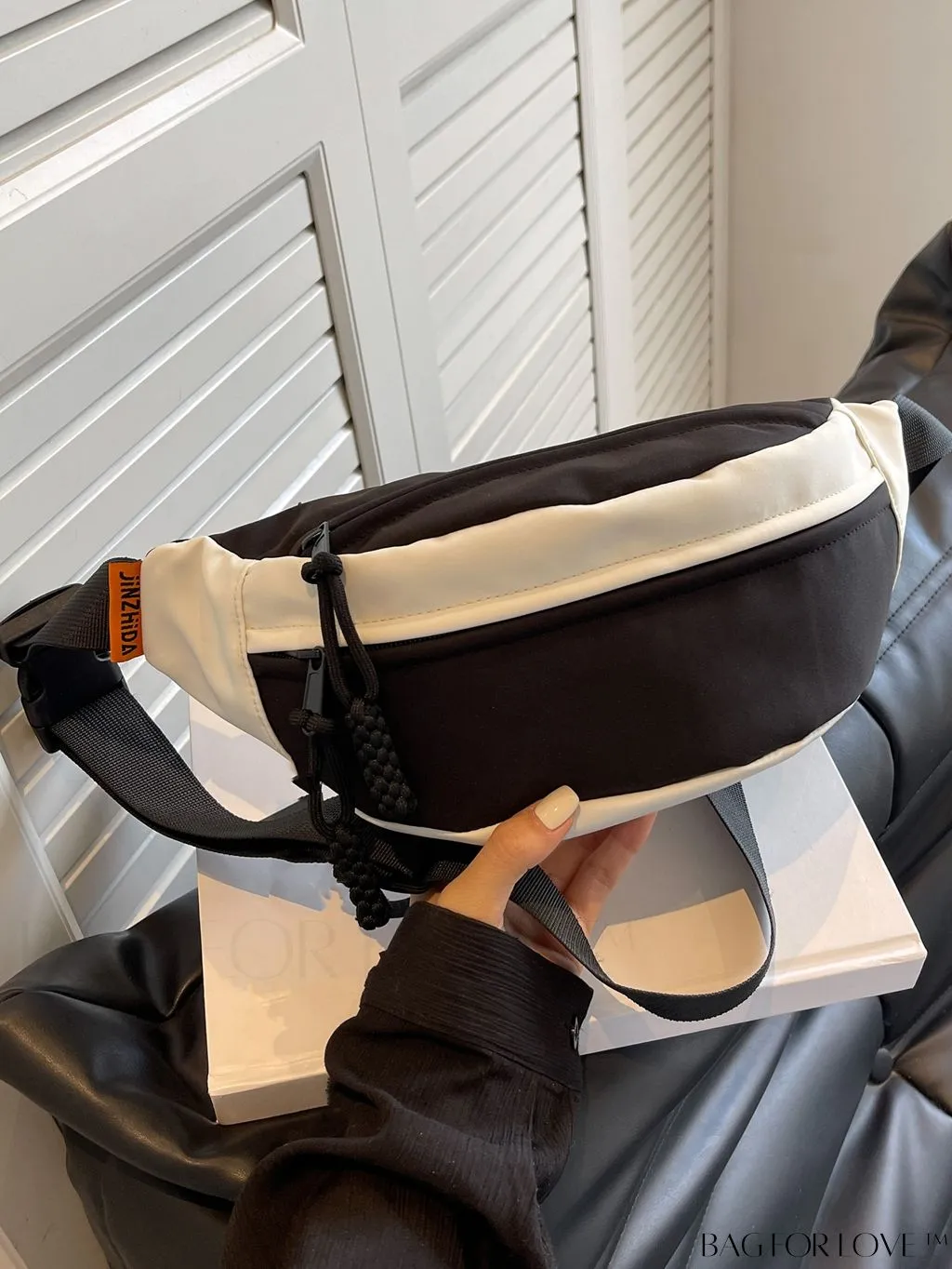 BagForLove - Premium Multi-functional Sports Waist Pack with Ample Storage Capacity