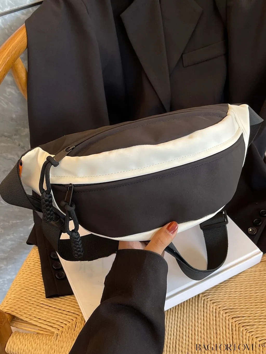 BagForLove - Premium Multi-functional Sports Waist Pack with Ample Storage Capacity
