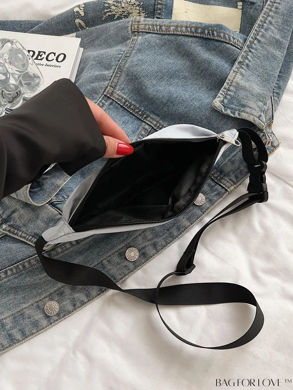 BagForLove - Stylish & Practical Medium Zipper Waist Bag for Outdoor Sports - Minimalist Design