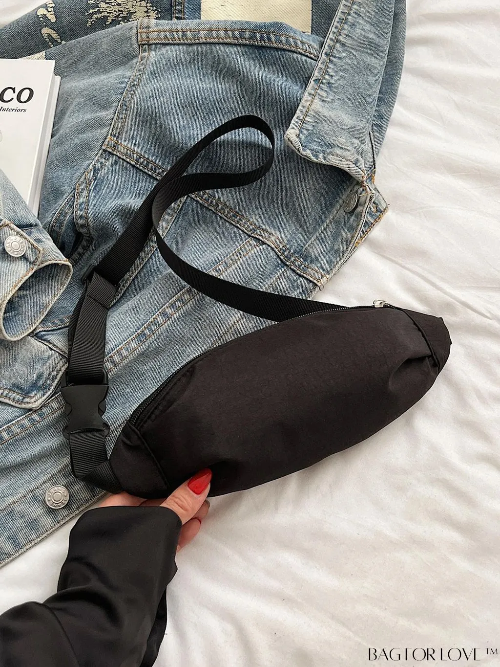 BagForLove - Stylish & Practical Medium Zipper Waist Bag for Outdoor Sports - Minimalist Design