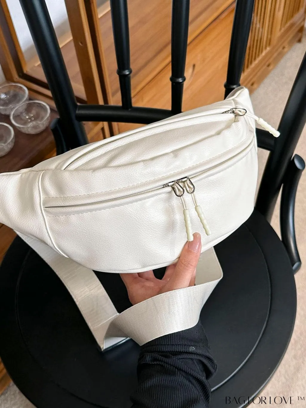 BagForLove - Stylish and Flexible Womens Multi-functional Shoulder, Waist and Chest Bag