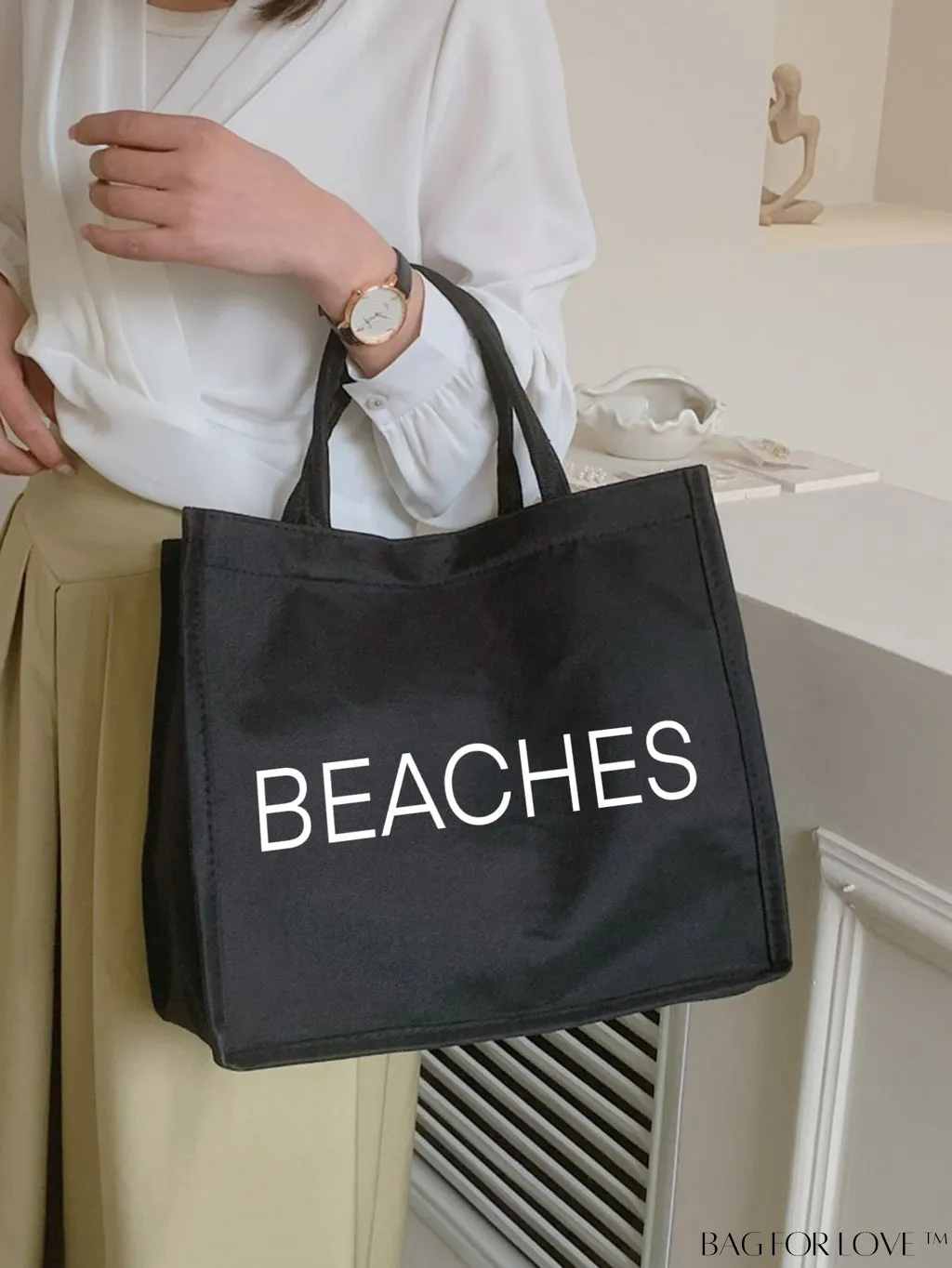 BagForLove - Stylish Woven Straw Beach Bag: Graphic Design, Large Capacity, Ideal for Womens Swim, Shopping, and Travel