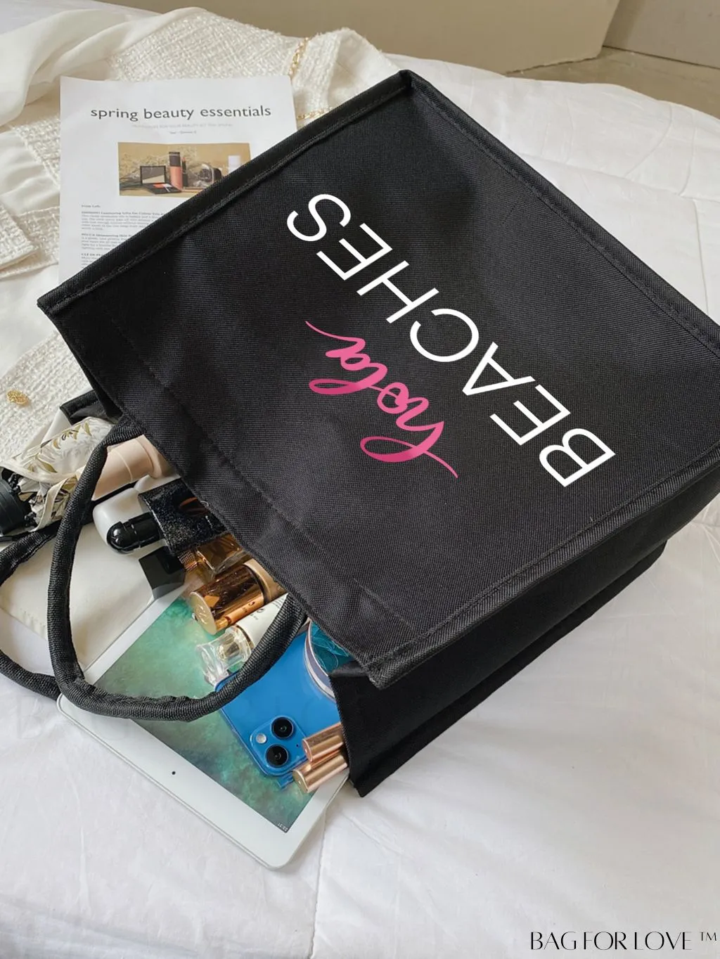 BagForLove - Stylish Woven Straw Beach Bag: Graphic Design, Large Capacity, Ideal for Womens Swim, Shopping, and Travel
