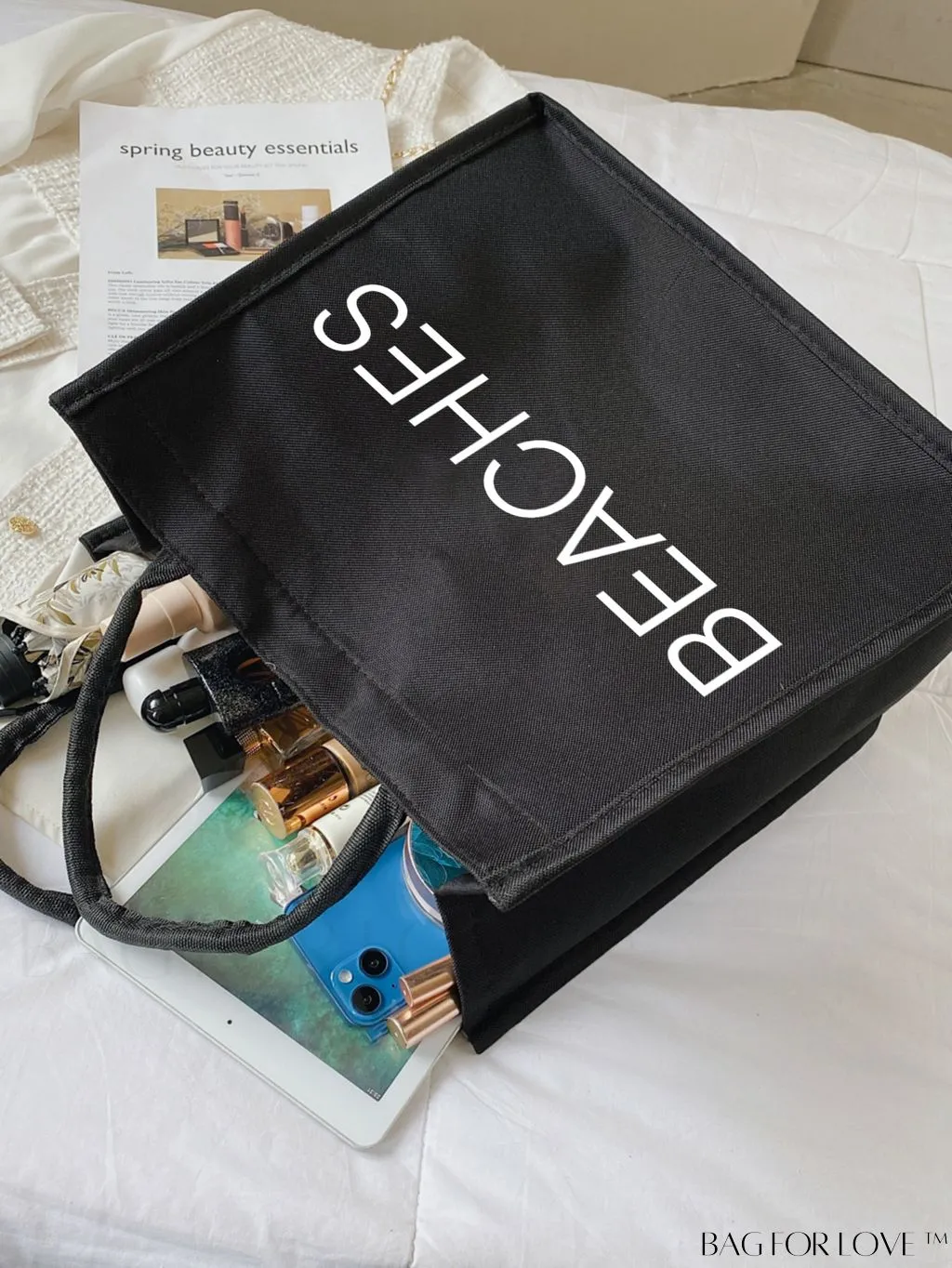 BagForLove - Stylish Woven Straw Beach Bag: Graphic Design, Large Capacity, Ideal for Womens Swim, Shopping, and Travel