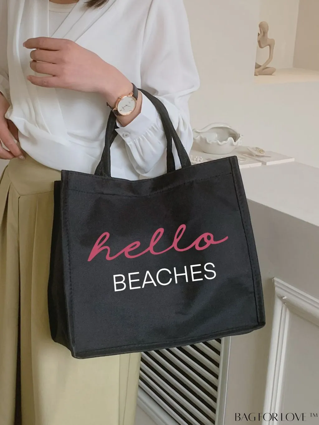 BagForLove - Stylish Woven Straw Beach Bag: Graphic Design, Large Capacity, Ideal for Womens Swim, Shopping, and Travel