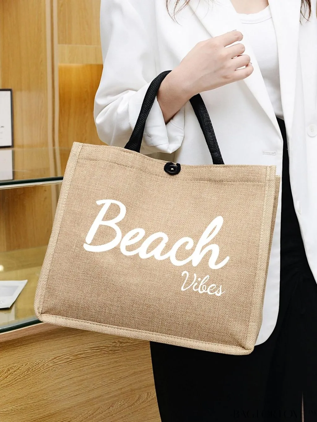 BagForLove - Stylish Woven Straw Beach Bag: Graphic Design, Large Capacity, Ideal for Womens Swim, Shopping, and Travel