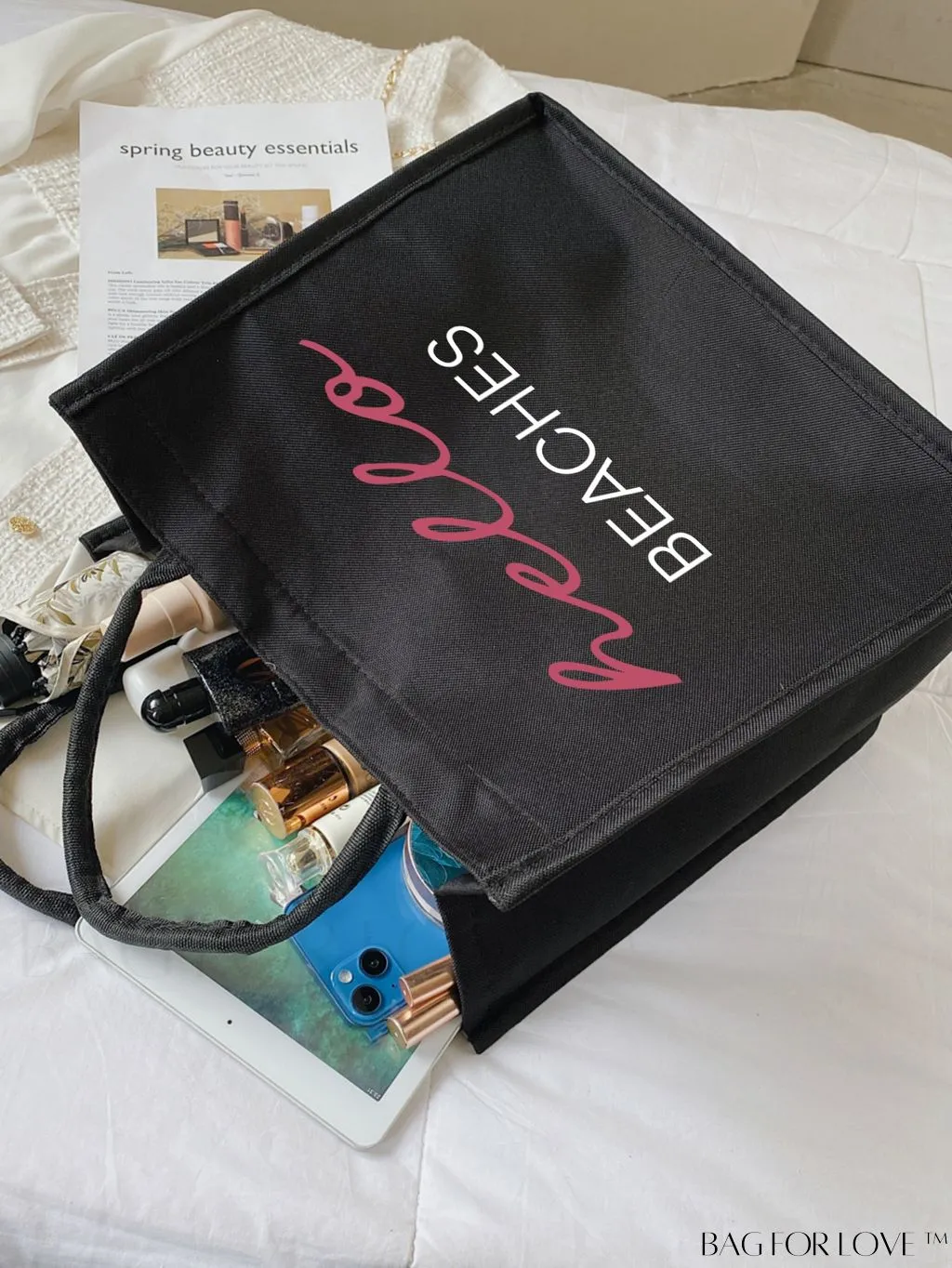 BagForLove - Stylish Woven Straw Beach Bag: Graphic Design, Large Capacity, Ideal for Womens Swim, Shopping, and Travel
