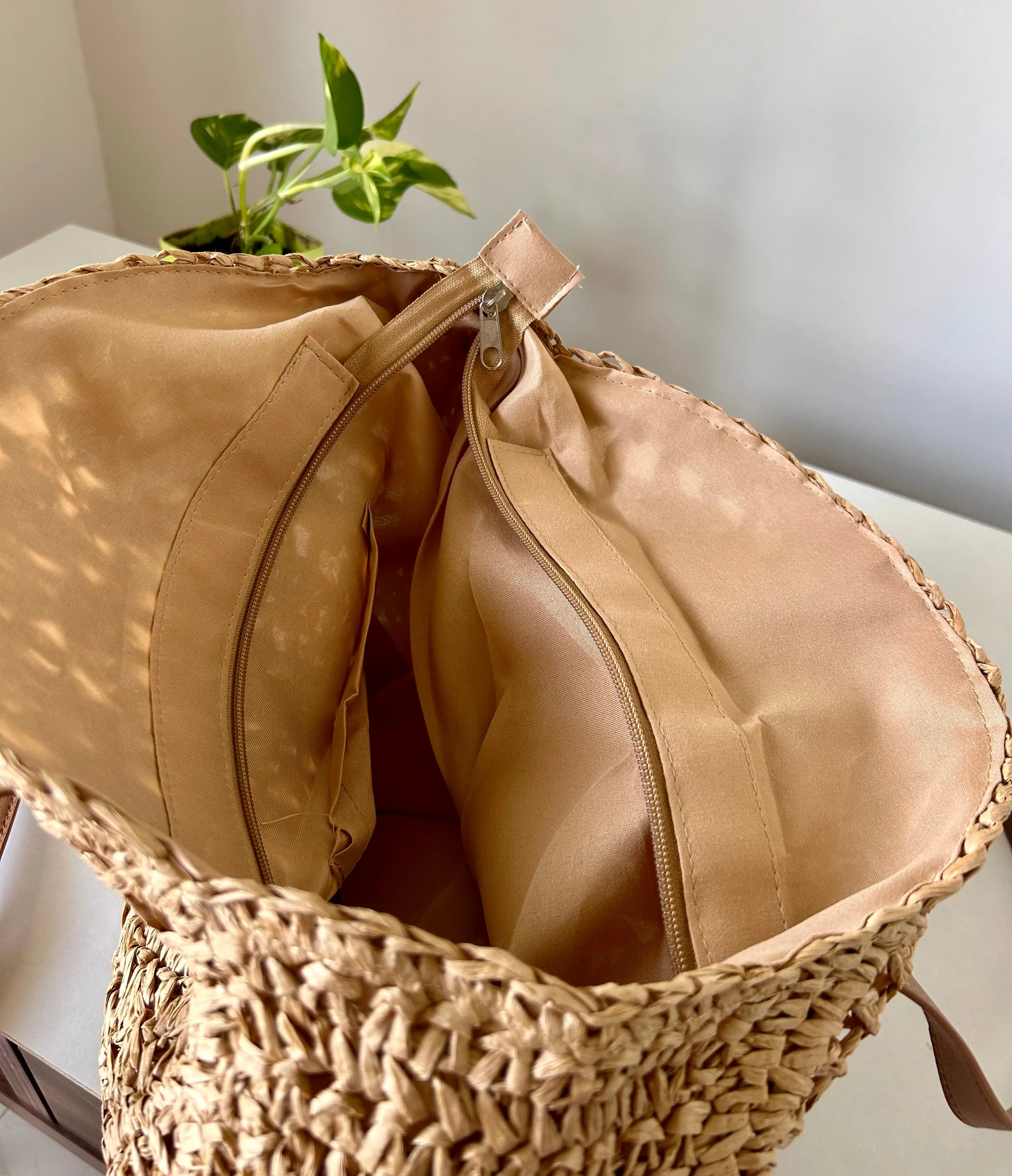 Bohemian round woven handbag