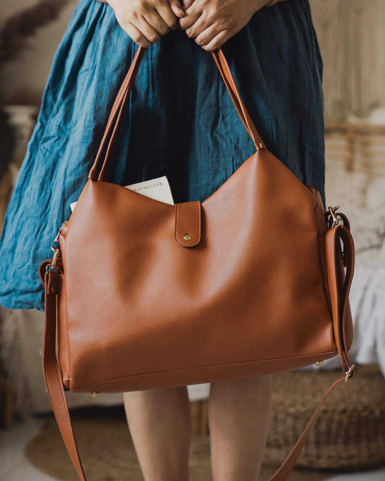 CLASSIC TOTE