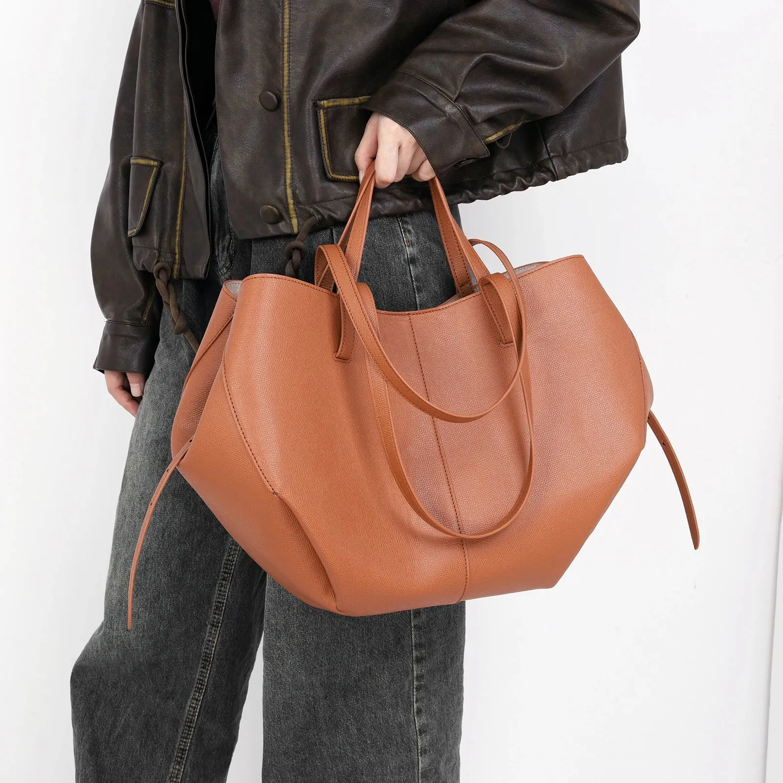 Fashion Tote Handbag With Top Handle PU Solid Large Capacity Crescent Bag Travel Shopping Bag Ladies Luxury Handbag Shoulder Bag
