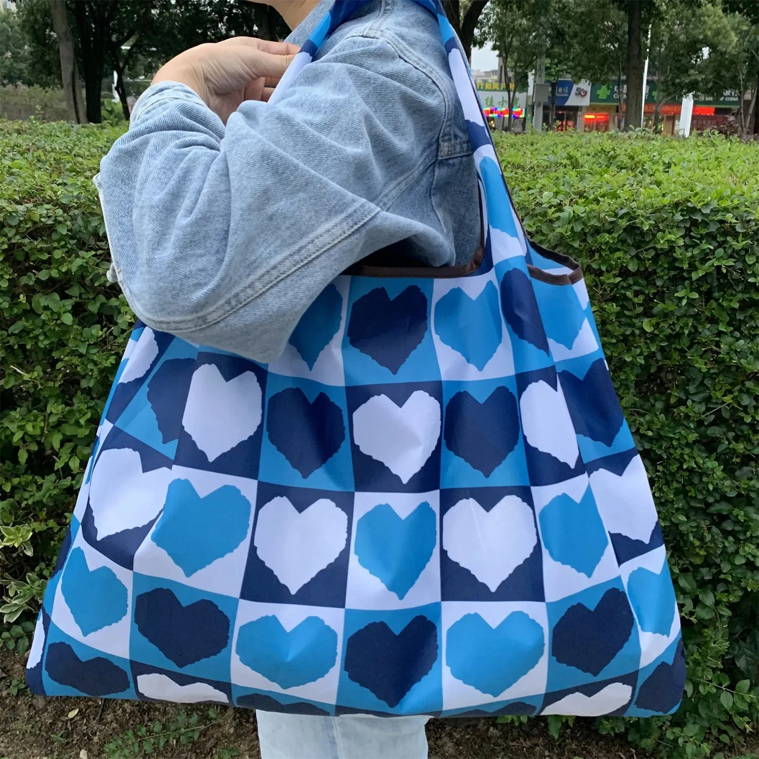 Foldable Reusable Shopping Bags – Large Size, Eco-Friendly Nylon Tote for Women