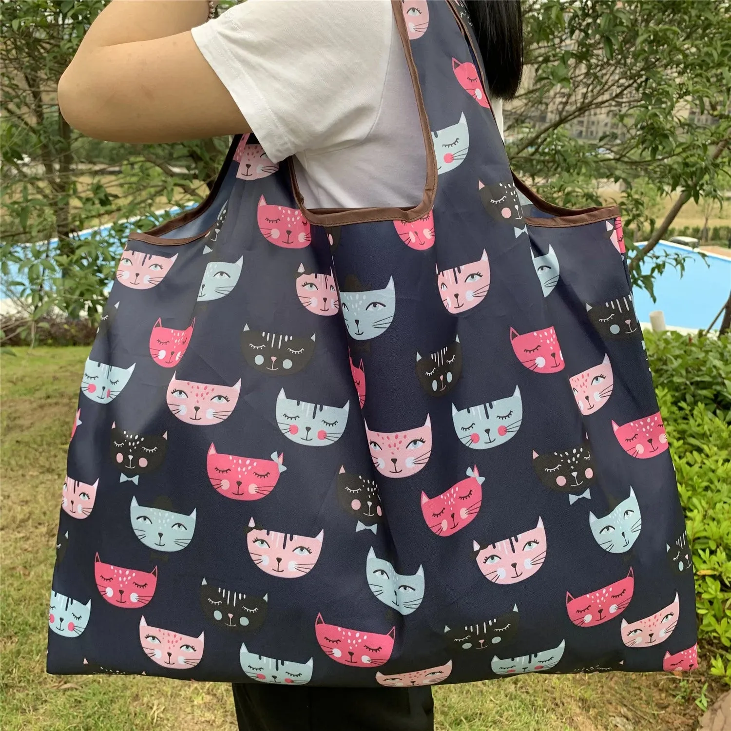 Foldable Reusable Shopping Bags – Large Size, Eco-Friendly Nylon Tote for Women