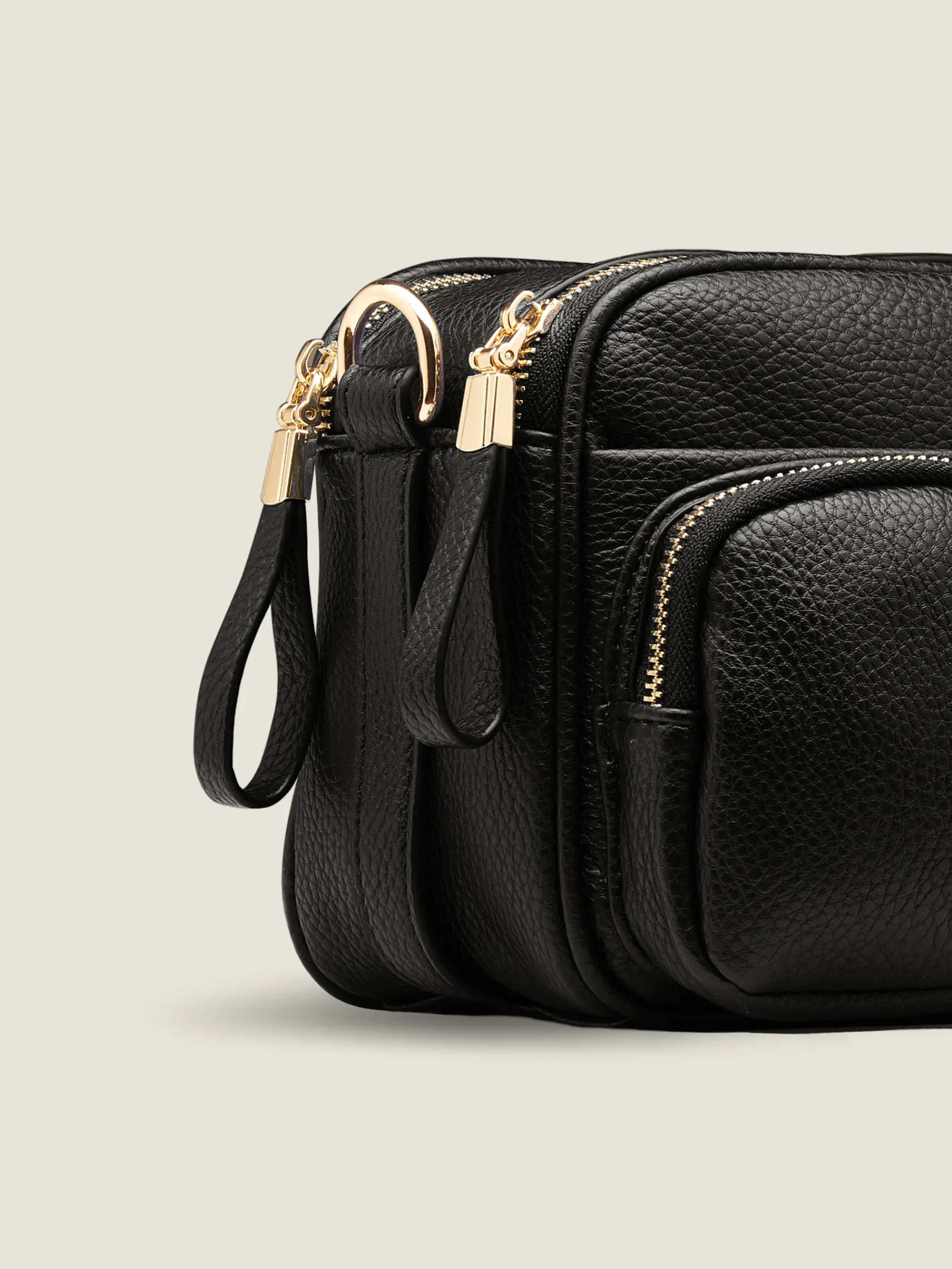 Functional Multi Pocketed Sling