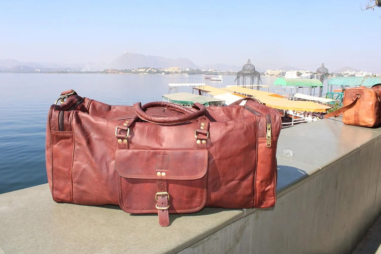 GifteQ Genuine Leather Brown Vintage Luggage Unisex Duffle Travel Bag for Men/Boys/Girls/Women (Chocolote Brown, 26 inch)