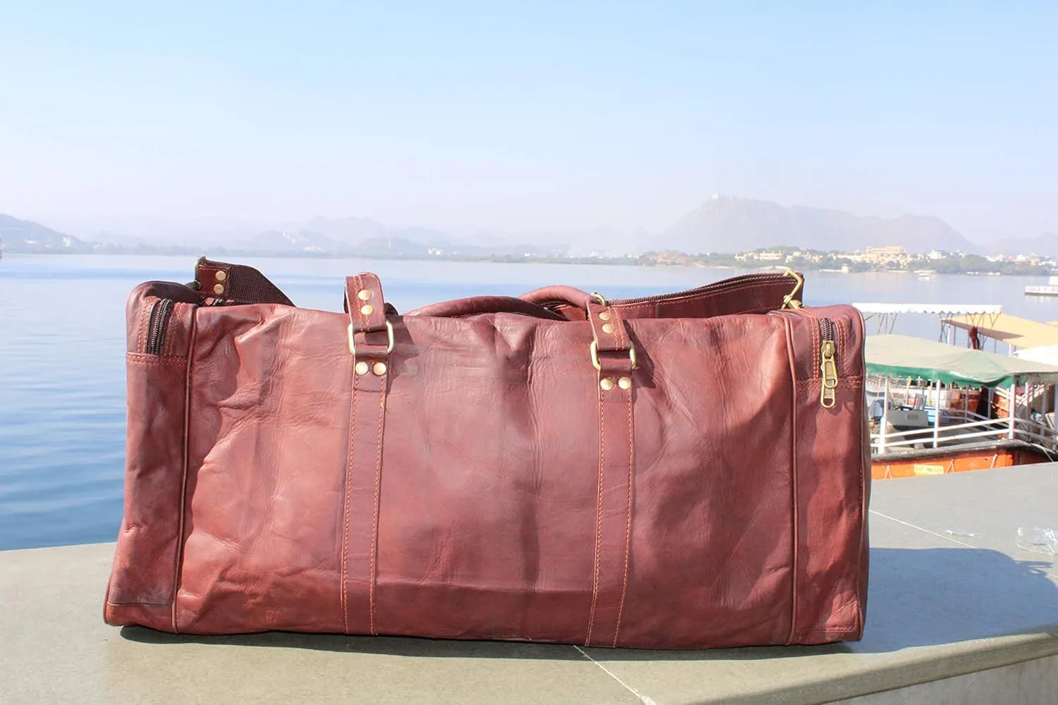 GifteQ Genuine Leather Brown Vintage Luggage Unisex Duffle Travel Bag for Men/Boys/Girls/Women (Chocolote Brown, 26 inch)