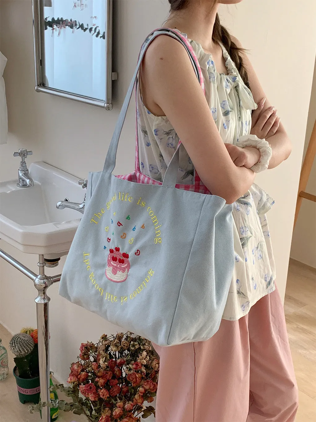 GOOSUDU Large Capacity Totes Positive and Negative Double-Sided Striped Shoulder Bag Textured Embroidered College Student Canvas Bag Female Commuter Bag