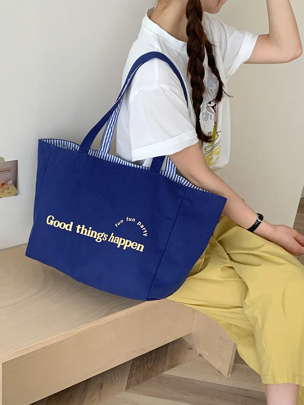 GOOSUDU Large Capacity Totes Positive and Negative Double-Sided Striped Shoulder Bag Textured Embroidered College Student Canvas Bag Female Commuter Bag