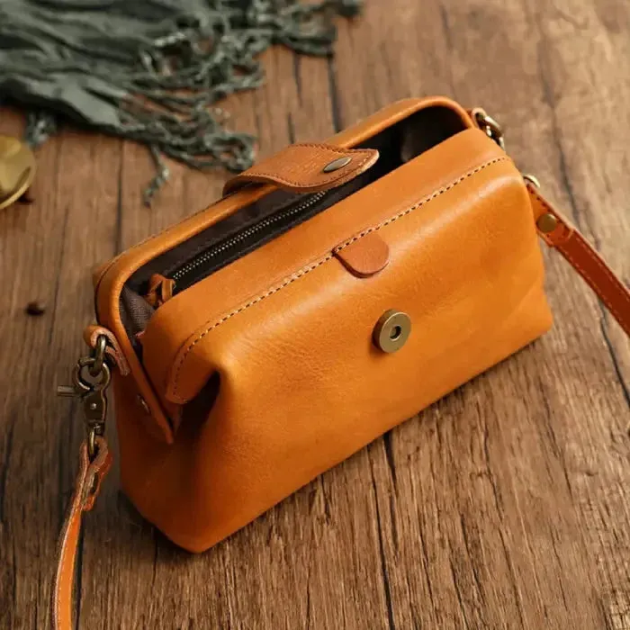 Handmade Retro Leather Shoulder Bag