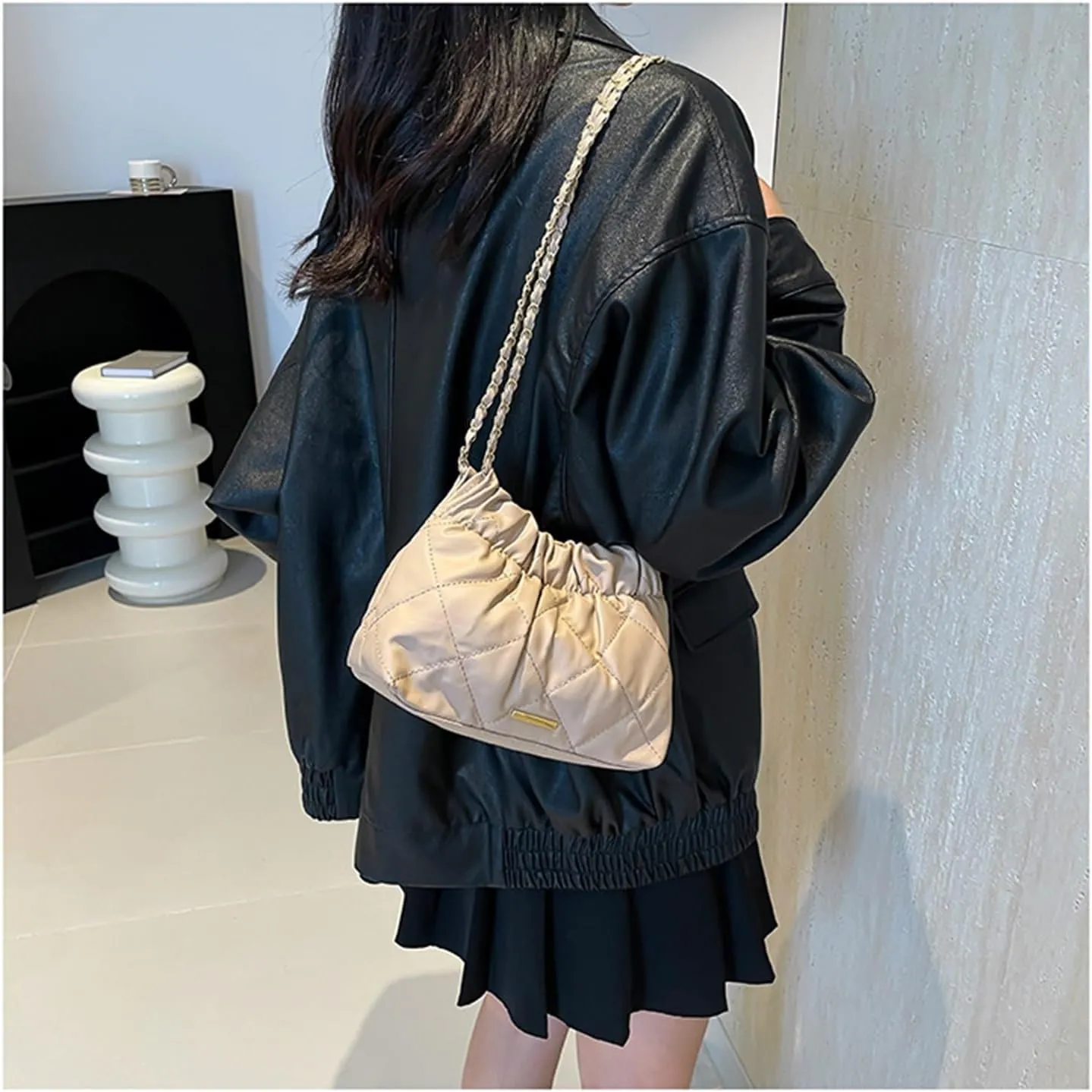 Lady pleated chain shoulder bag bucket bag