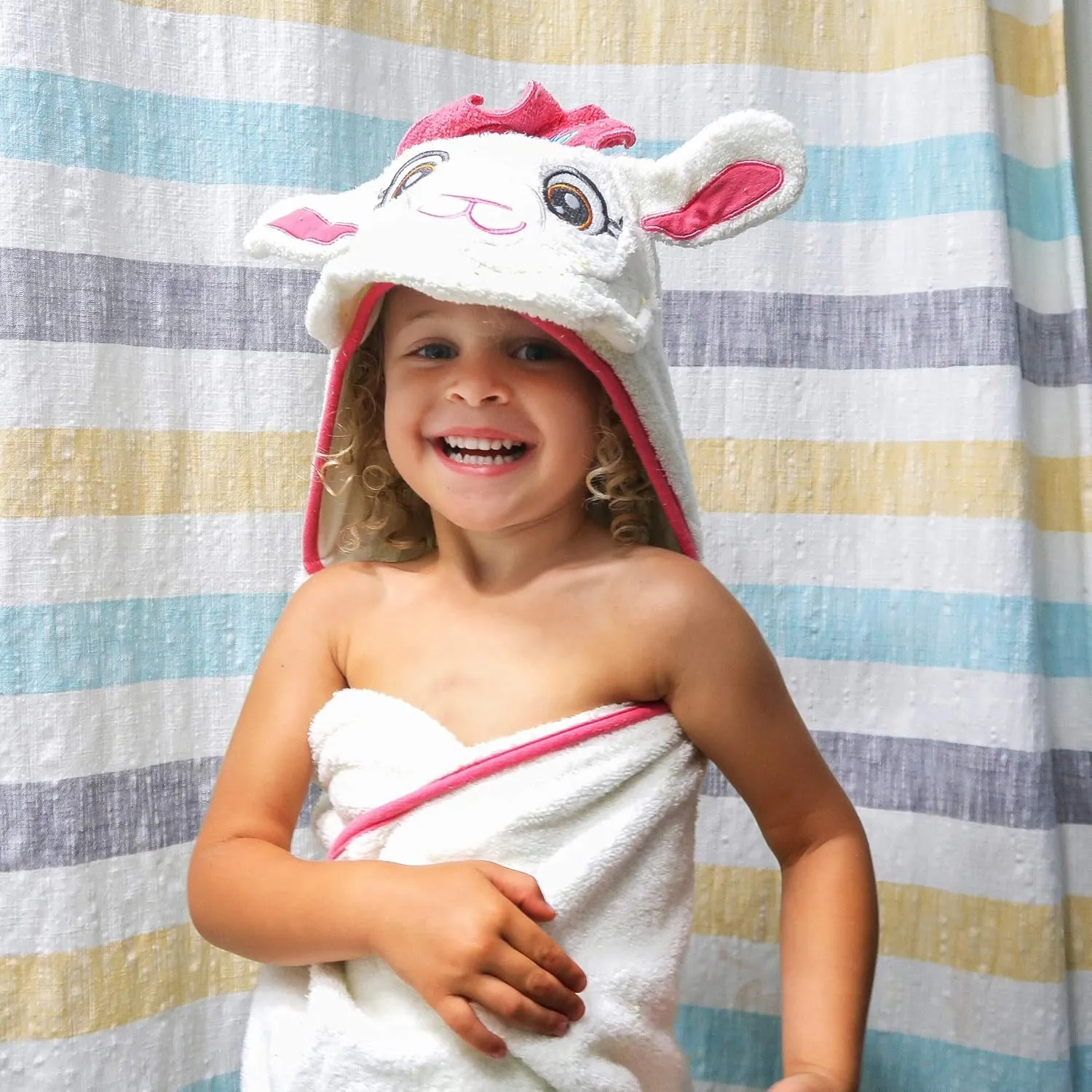 Little Tinkers World Premium Hooded Towels for Kids | Beach Or Bath Towel | Llama Design | Ultra Soft and Extra Large | 100% Cotton Childrens Swimming/Bath Towel with Hood for Girls and Boys