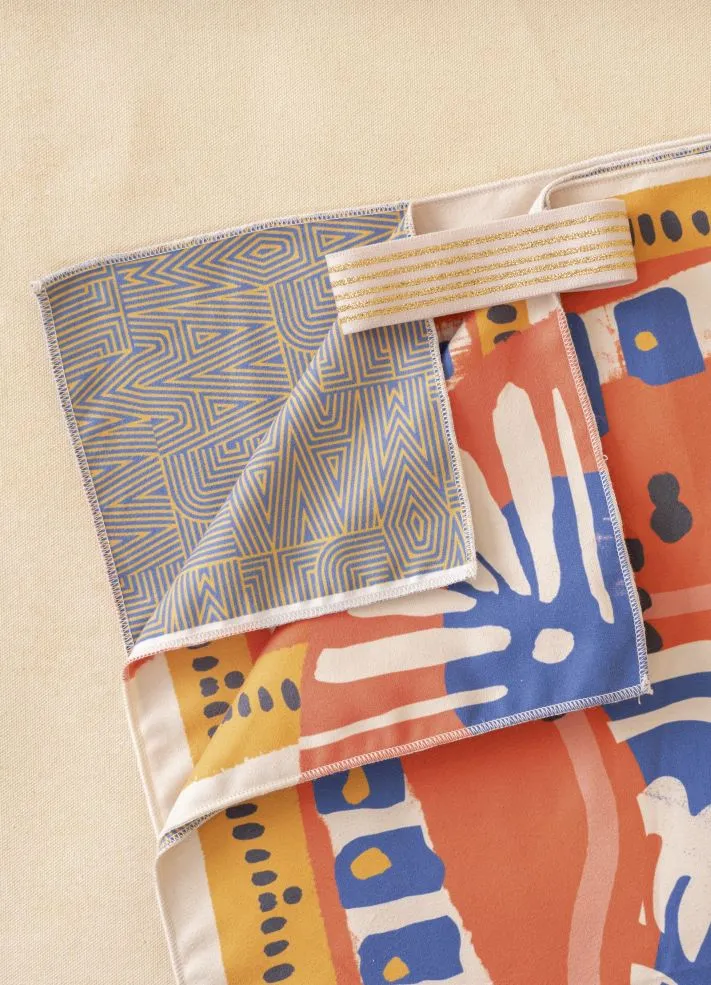 Maaji Florelia Towel - Blue Bouquet