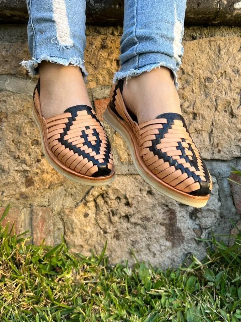 Mexico en la Piel Women's Huarache Sandals - Genuine Leather, Handcrafted Slip-On Flats with Two-Tone Interwoven Design, Lightweight, Comfortable