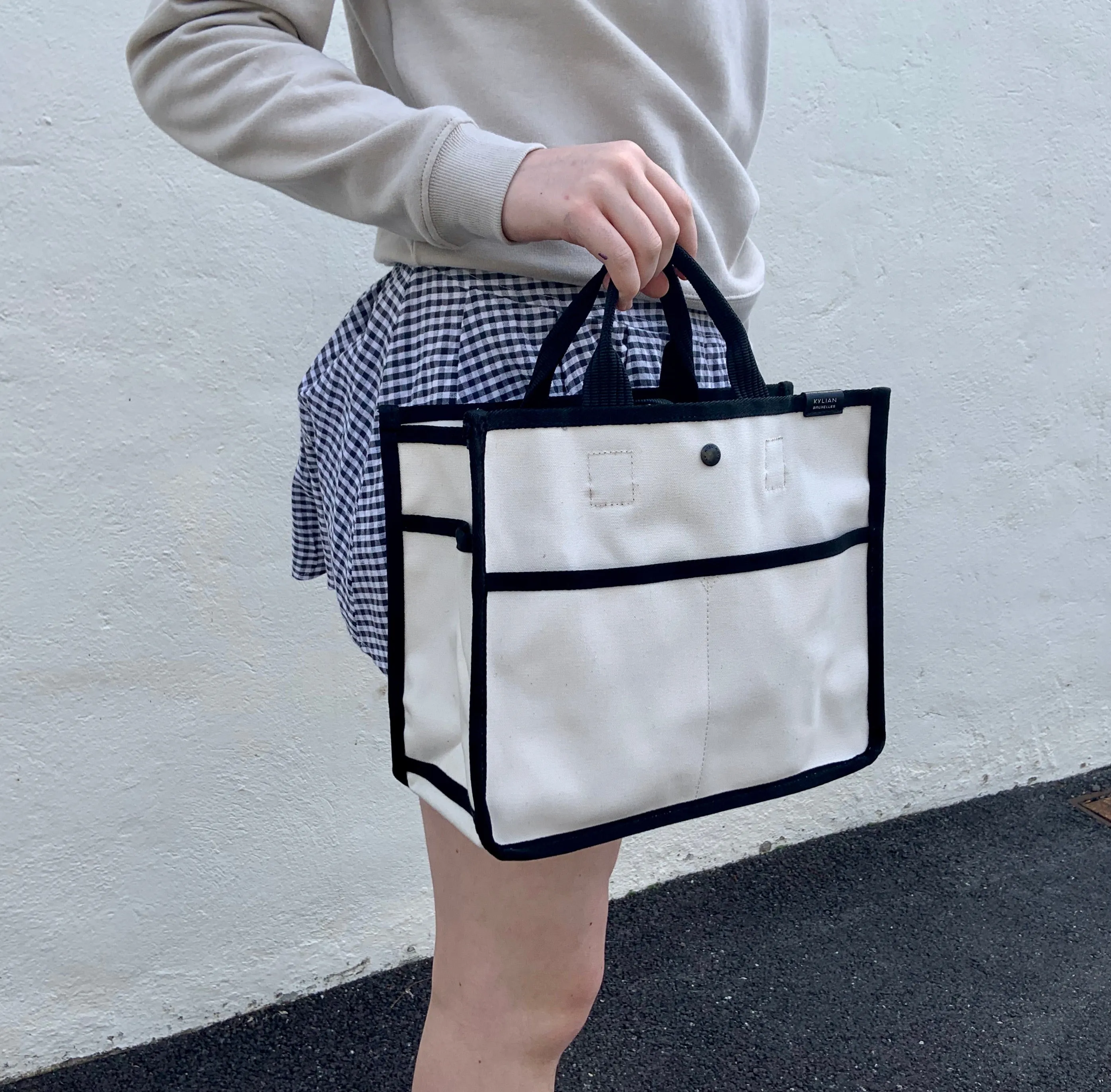 Penny Canvas tote bag, white. Limited edition!