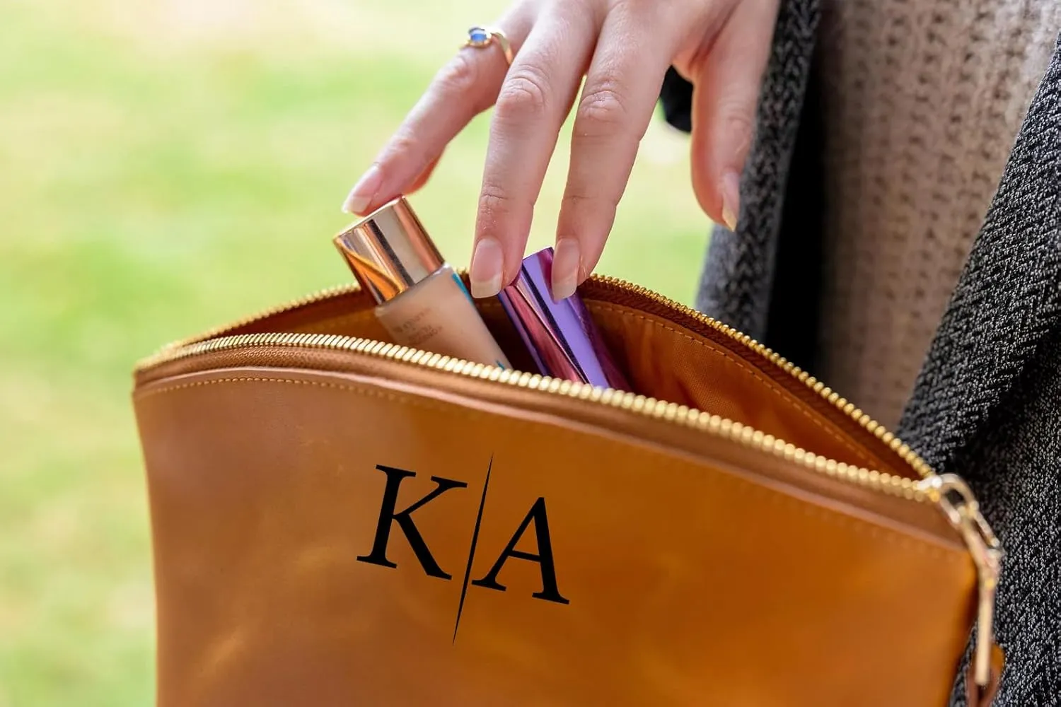 Personalized Leather Makeup Bag for Women | Customized Cosmetic Bag | Engraved Cosmetic Organizer Purse Christmas Gift (Caramel)
