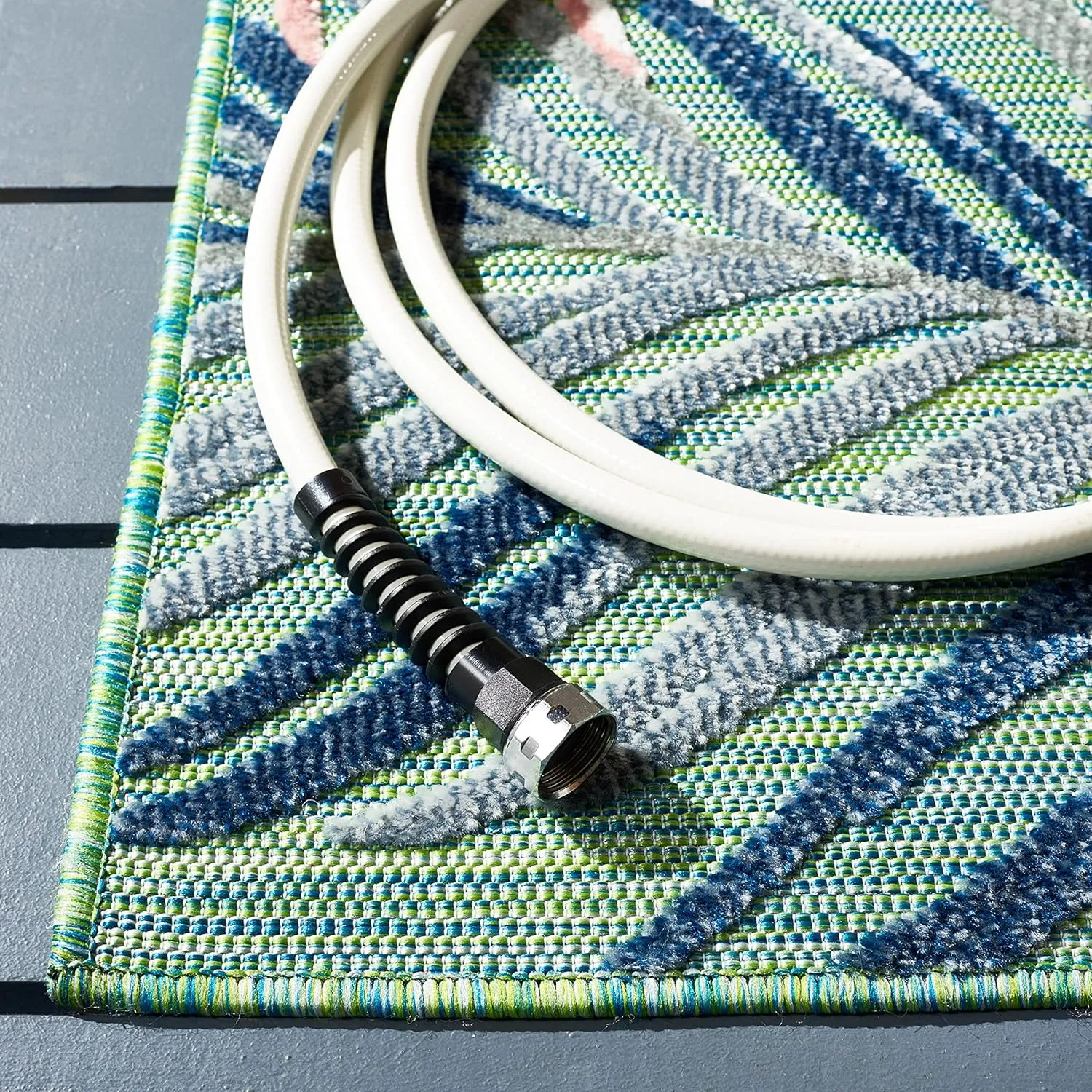 SAFAVIEH Cabana Collection Runner Rug - 2' x 9', Green & Rust, Tropical Design, Non-Shedding & Easy Care, Indoor/Outdoor & Washable-Ideal for Patio, Backyard, Mudroom (CBN445Y)