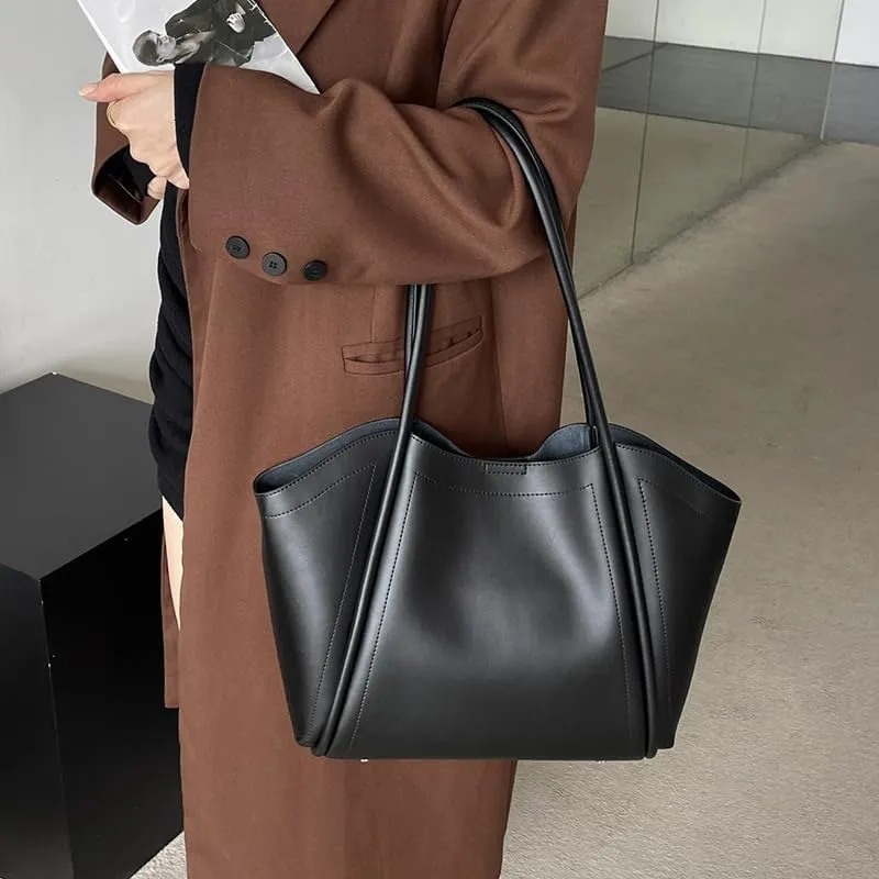 Selected Second - Layer Leather Shoulder Bag For Women With Wing Design, Large Capacity Niche Soft Leather Handmade