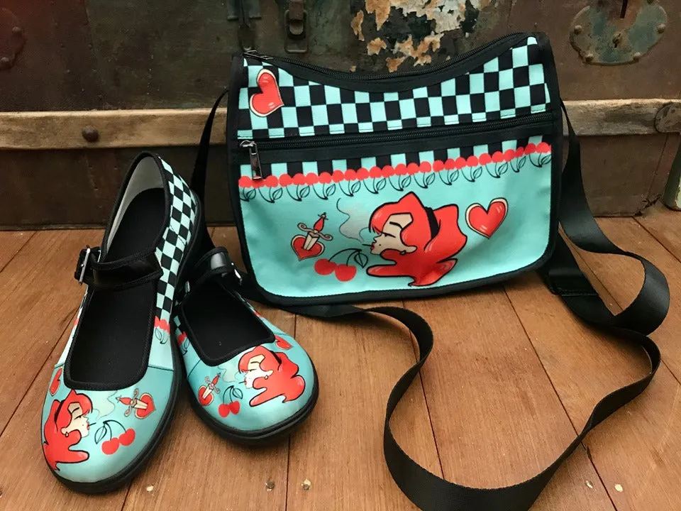 Smokin' Redhead - Crossbody Handbag