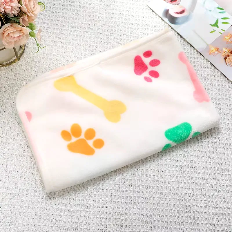 Soft Sleep Mat for Pet Blanket Puppy Kitten Blanket Bed Mat Guinea Pig Plush Mat Bed Small Animal Mat for Rabbit Hamster