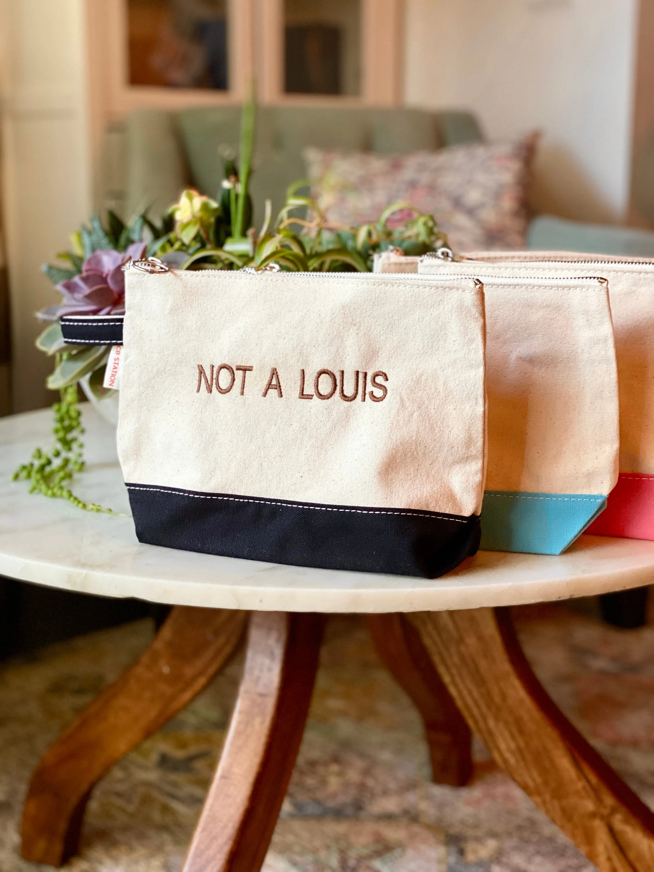The 90s Personalized Pouch