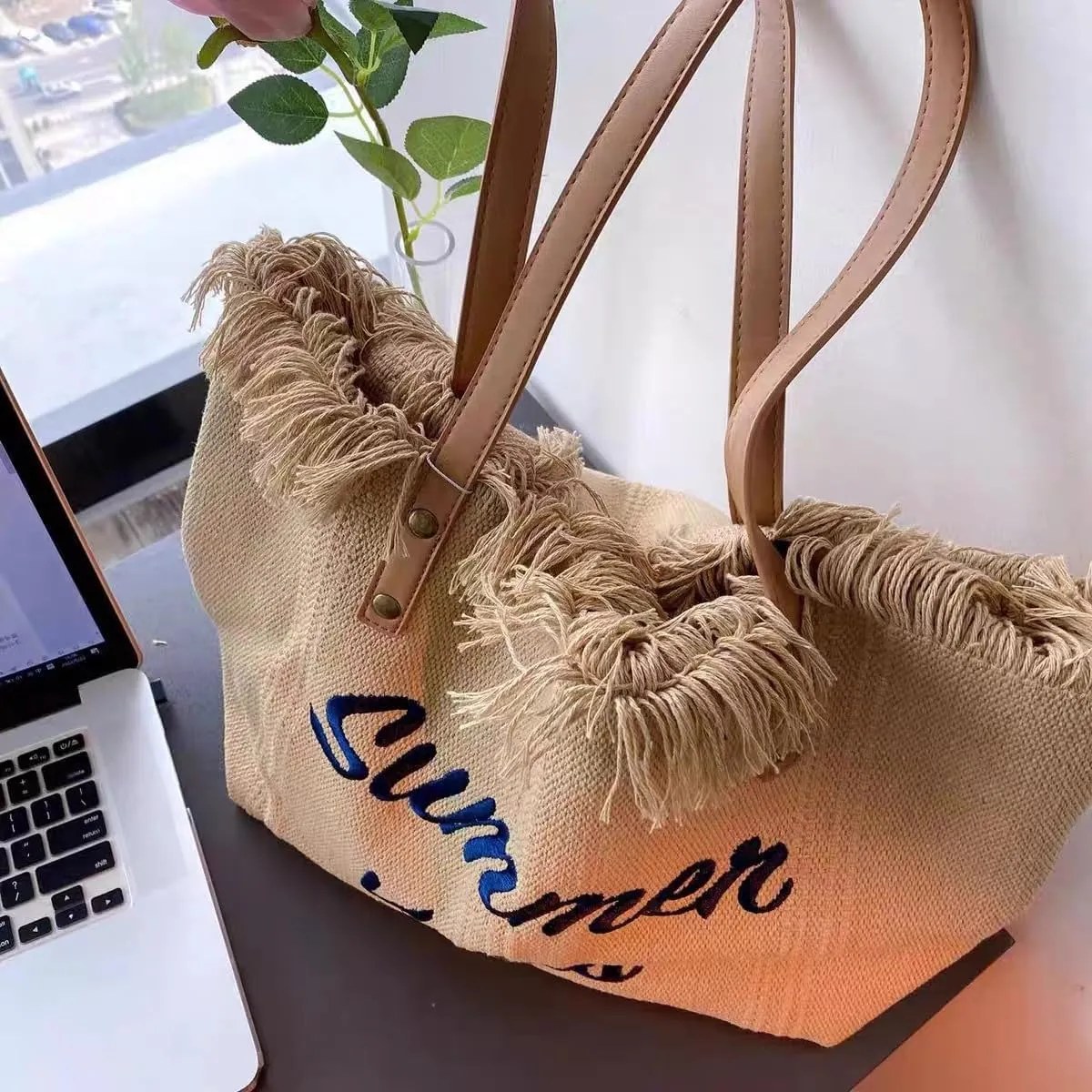 Tote bag, large capacity canvas, women's shoulder bag, beach bag, tassel embroidery, niche design, women's bag (khaki)