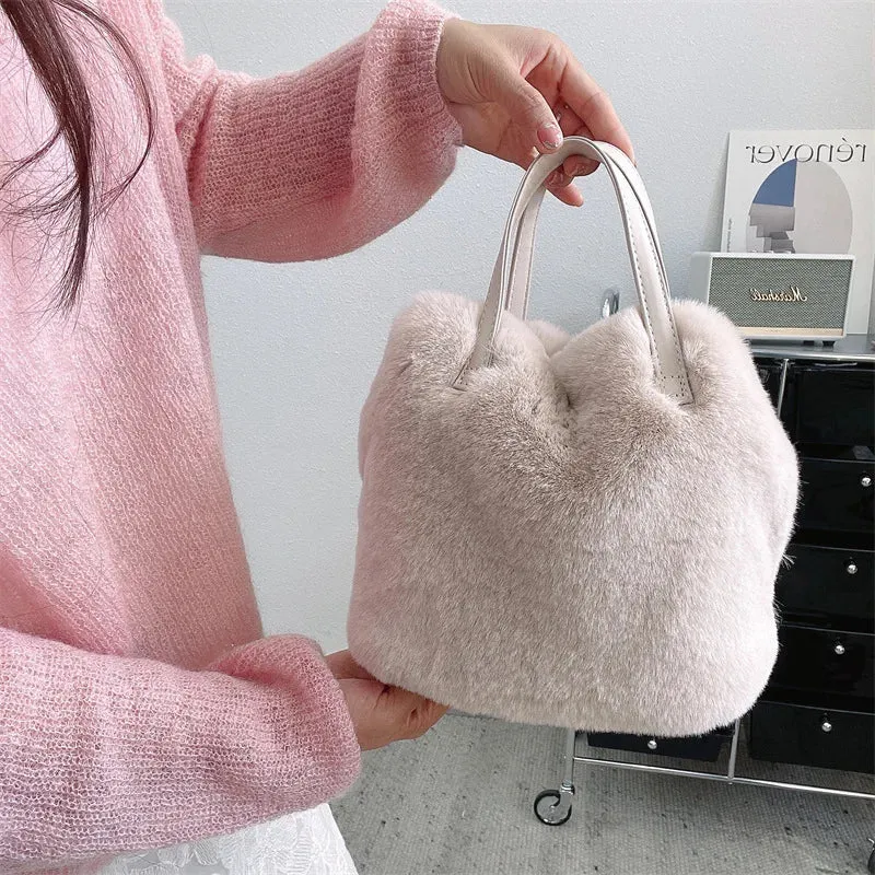 Totes Faux Worldwide shipping Plush Shoulder Fluffy Chic Women Local shipping Bag Party Winter Street Bucket Rabbit Soft Handbags Bag Fashion Stunning Girls Fur