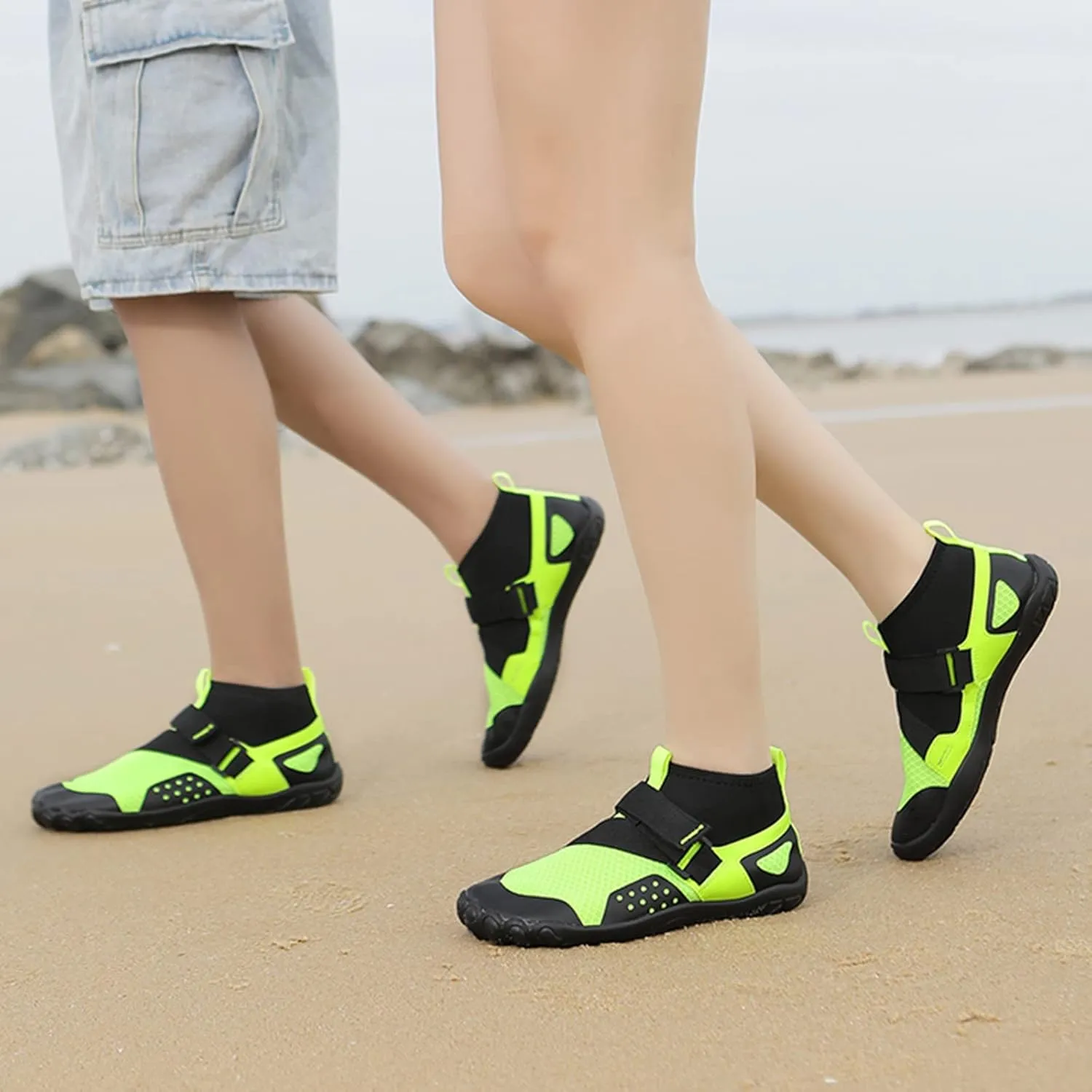 Water Shoes for Adults Quick Dry Barefoot Non Slip Aqua Socks Swim Surf Beach Yoga Boating River Pool Sport Shoes Spring Shoe for Women 2025