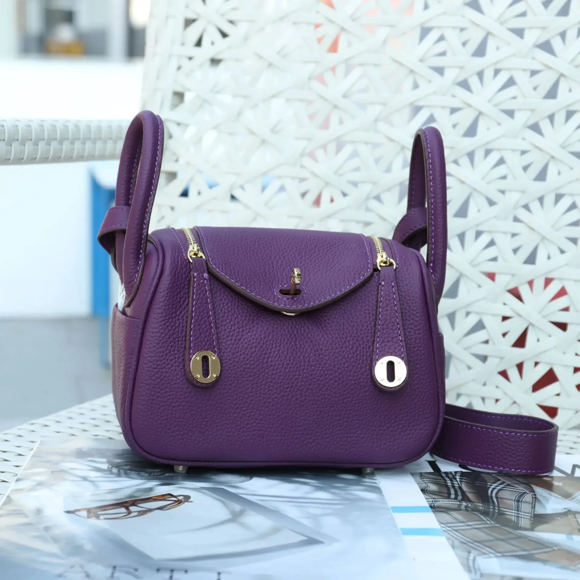 Women's Mini Lindi Crossbody Bag Doctor Style Handbag Soft Top Layer Cowhide Leather Fashionable Lady's Purse