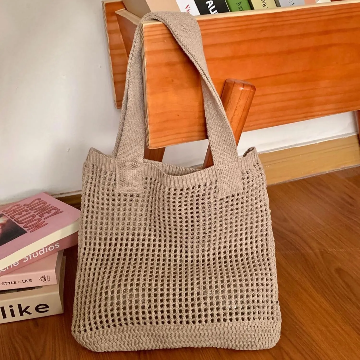 Women's Summer Knitted Shoulder Bag Hollow Out Tote Handbag, Breathable Mesh Beach Bag with Simple Woven Design (Apricot)