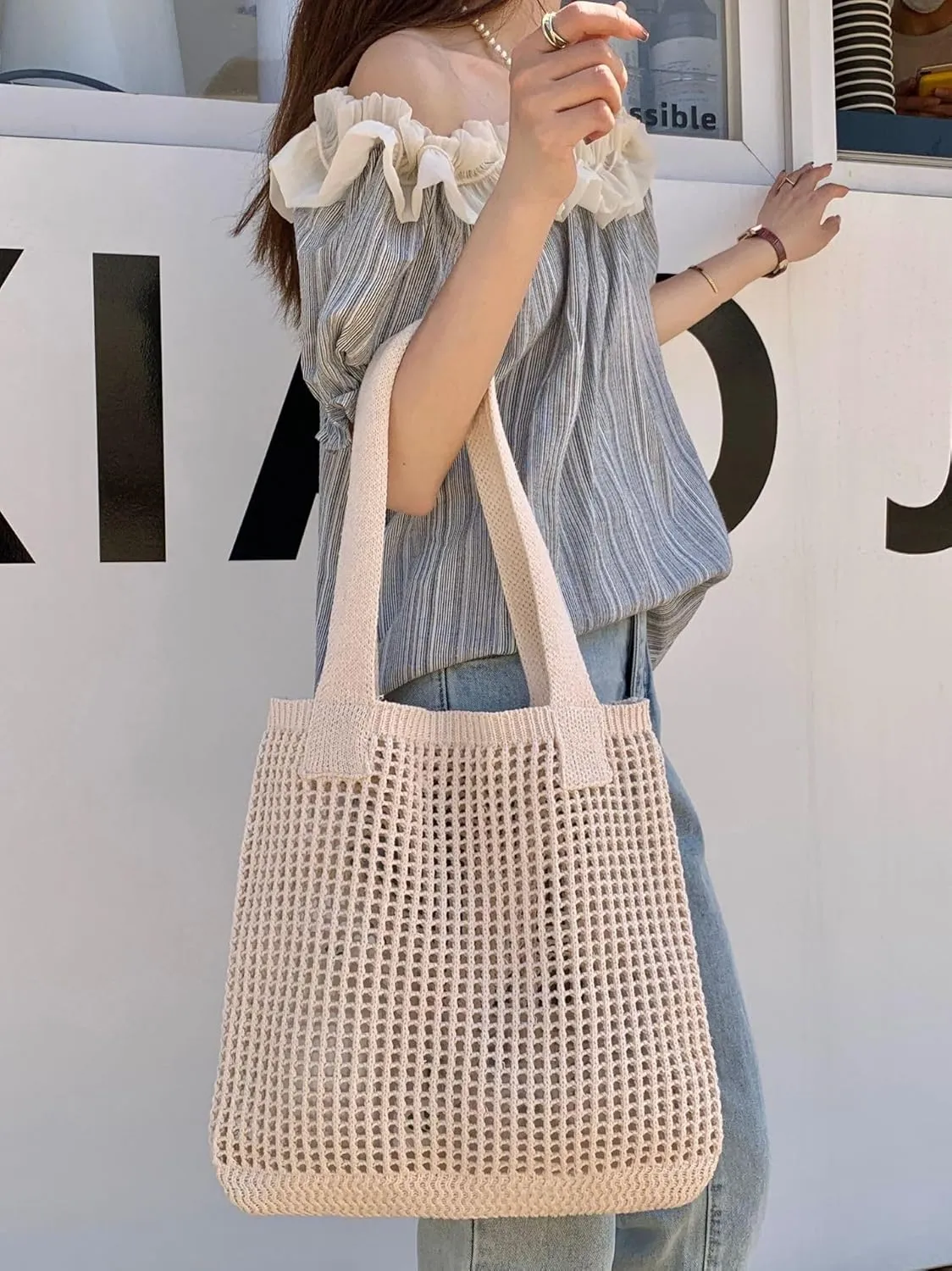 Women's Summer Knitted Shoulder Bag Hollow Out Tote Handbag, Breathable Mesh Beach Bag with Simple Woven Design (Apricot)