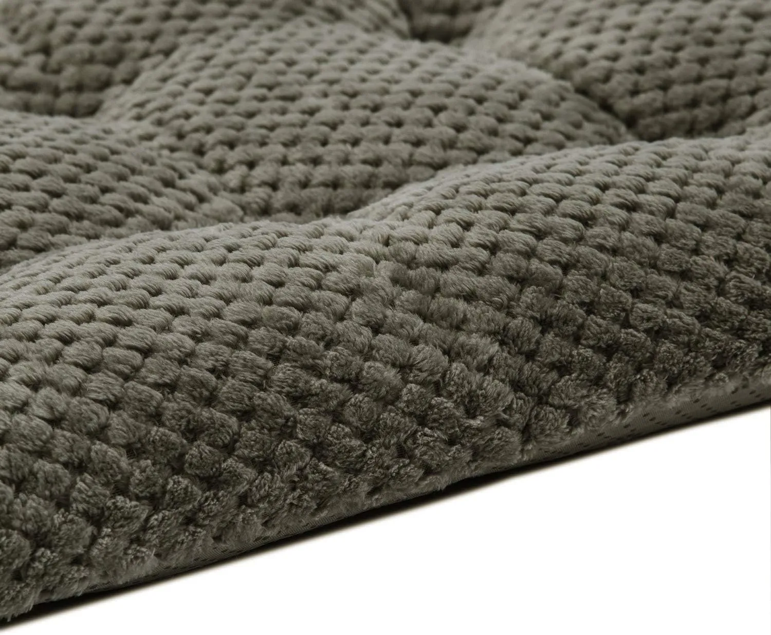 WONDER MIRACLE Fuzzy Deluxe Pet Beds, Super Plush Dog or Cat Beds Ideal for Dog Crates, Machine Wash & Dryer Friendly (15" x 23", S-Eagle Grey)